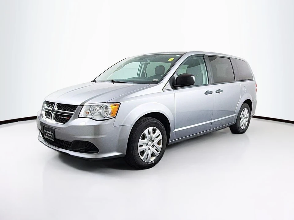 2020 Dodge Caravan - Image 3 of 21
