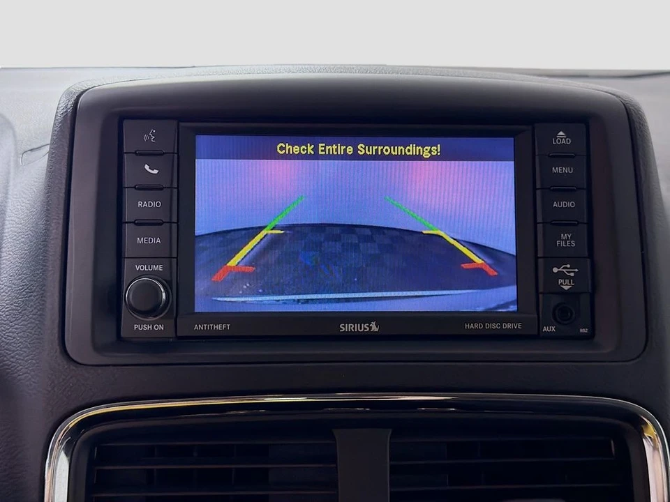 2020 Dodge Caravan - Image 16 of 21