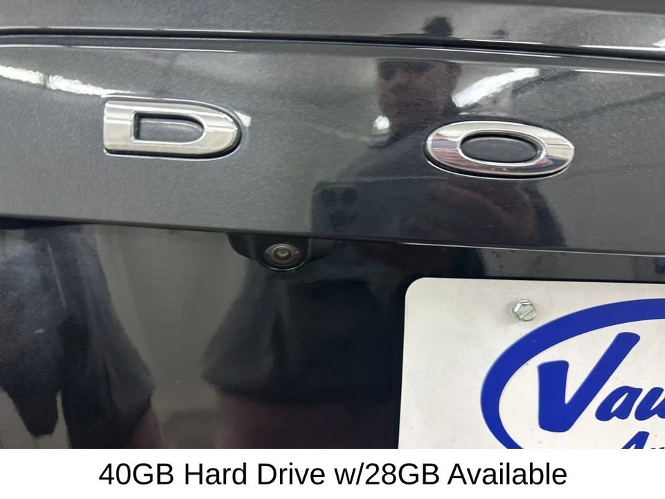 2020 Dodge Caravan - Image 17 of 21