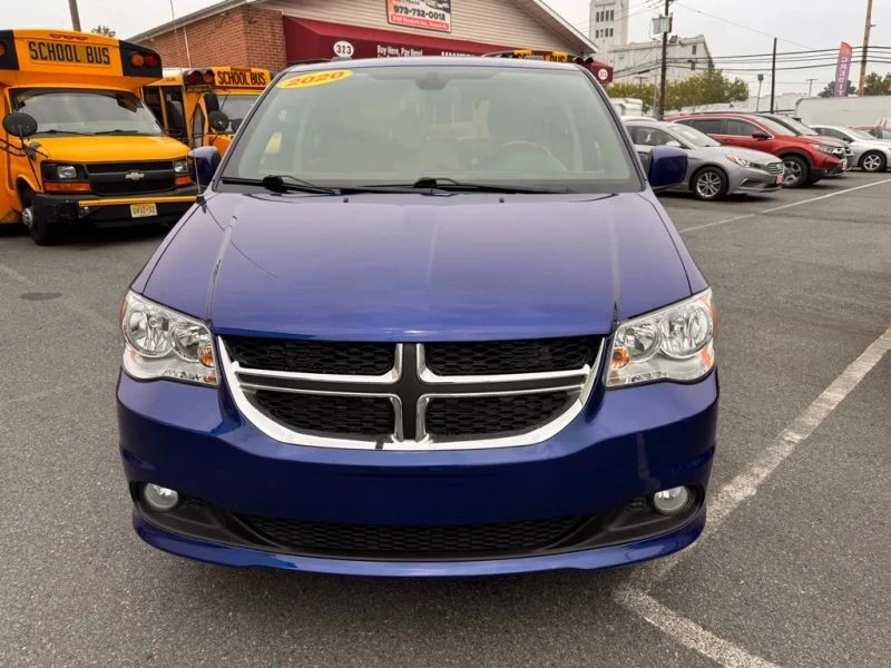 2020 Dodge Caravan - Image 2 of 12