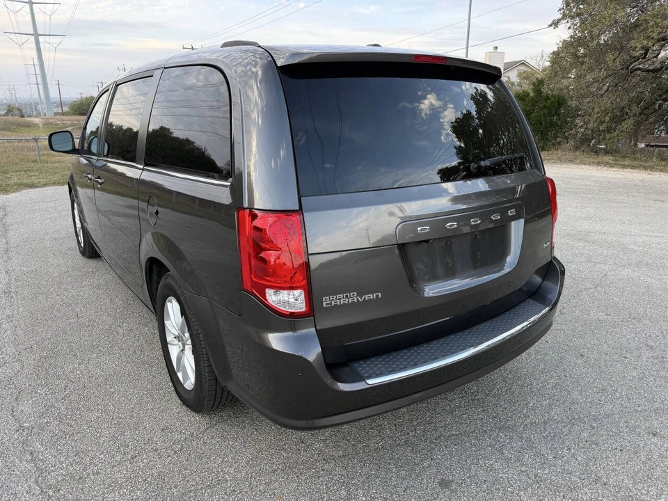 2020 Dodge Caravan - Image 9 of 21