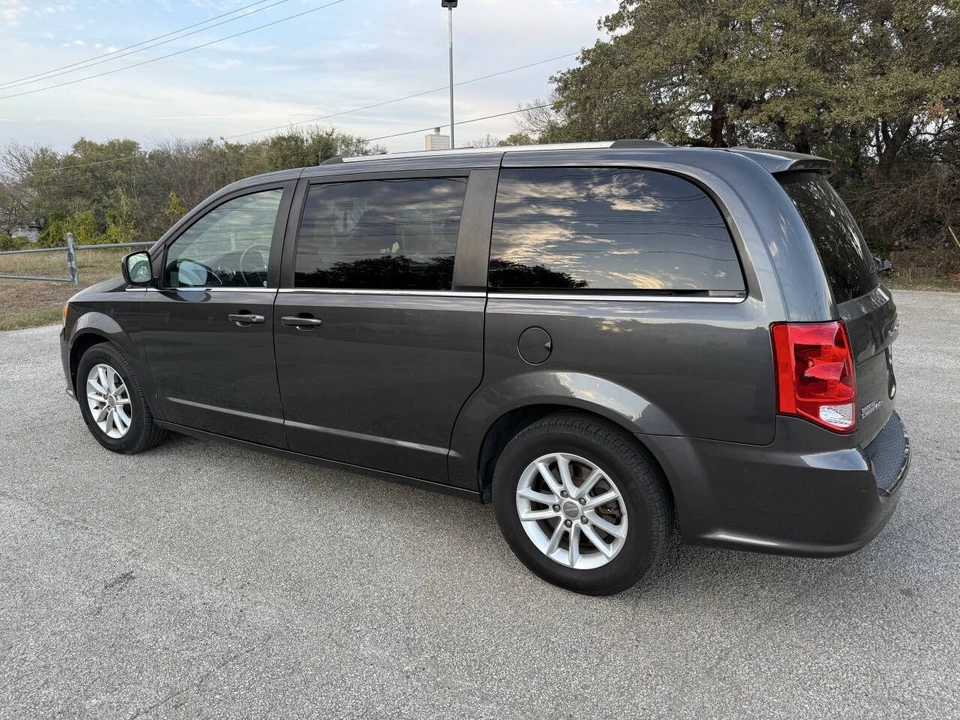 2020 Dodge Caravan - Image 10 of 21