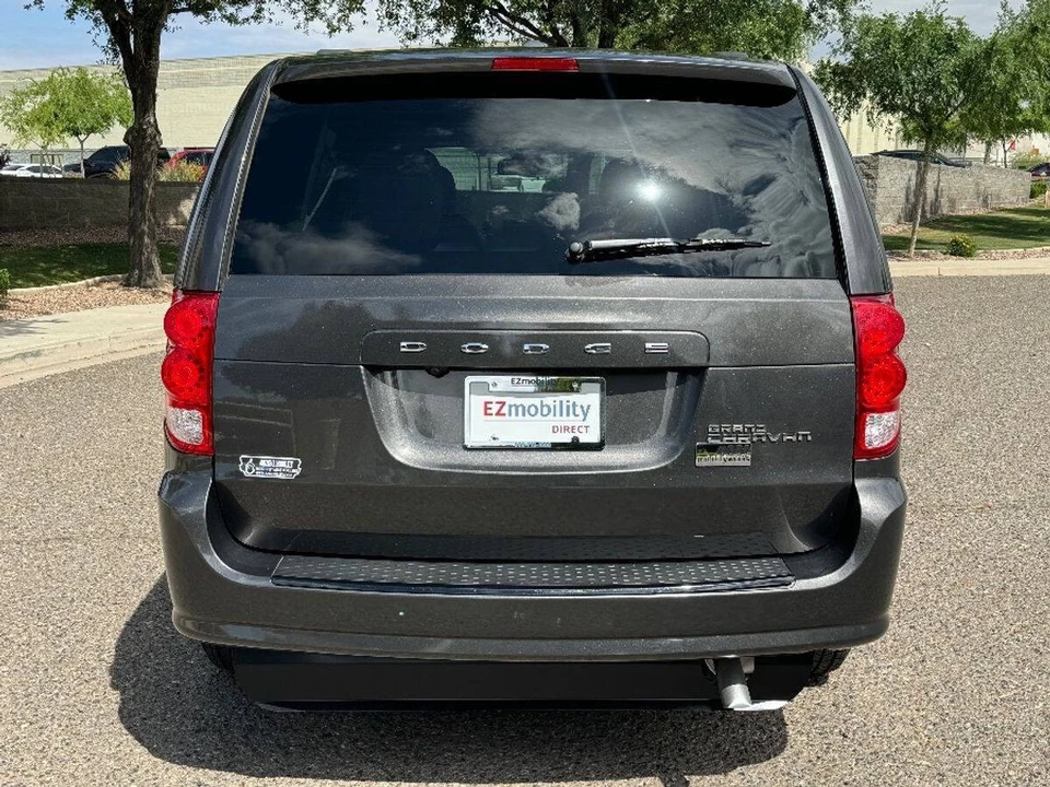 2020 Dodge Caravan - Image 14 of 15