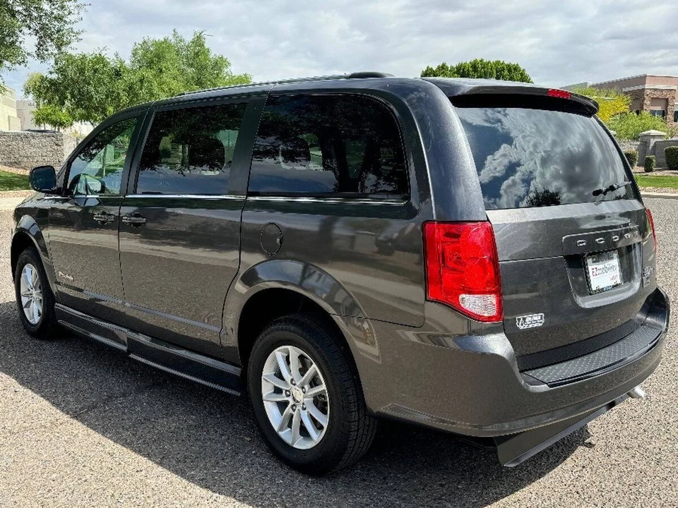 2020 Dodge Caravan - Image 12 of 15