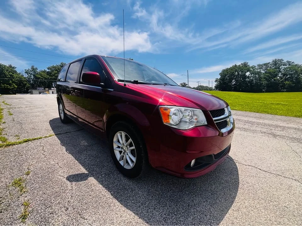 2020 Dodge Caravan - Image 4 of 12