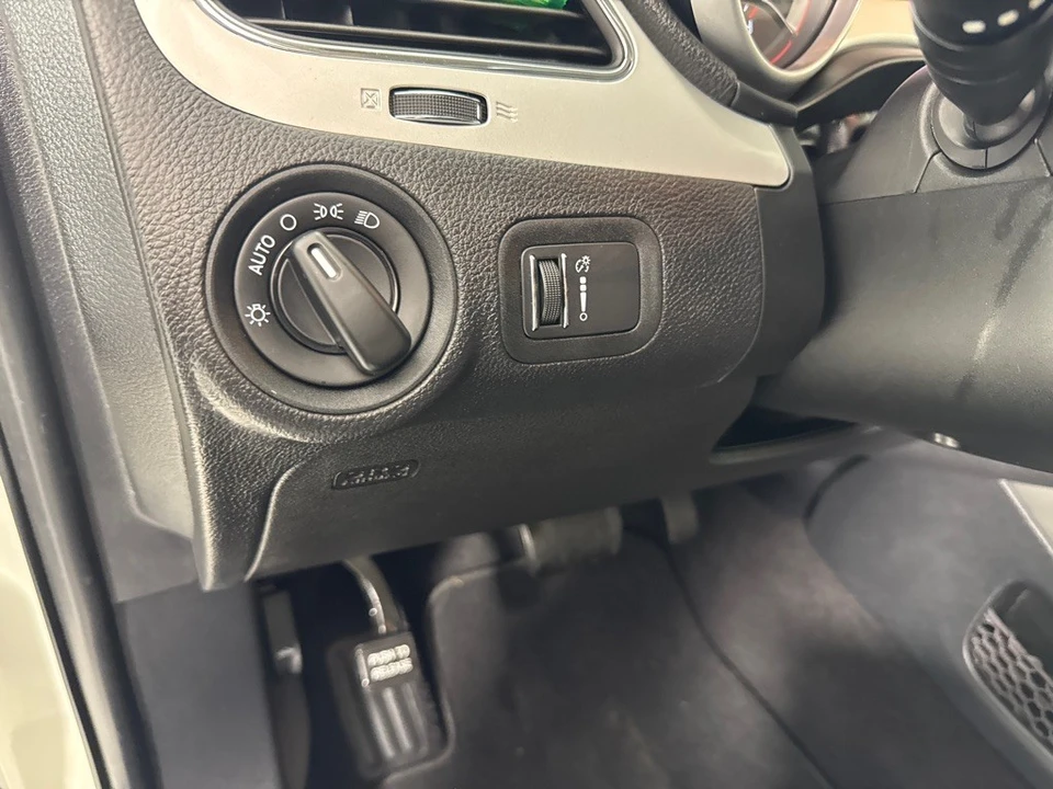 2020 Dodge Journey - Image 15 of 21