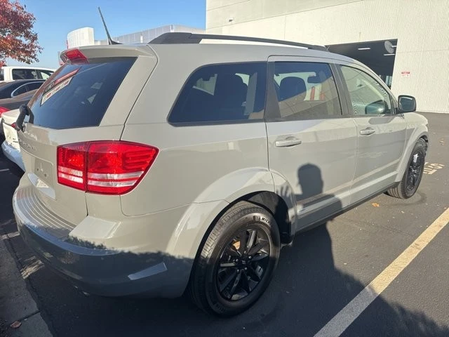 2020 Dodge Journey - Image 2 of 12