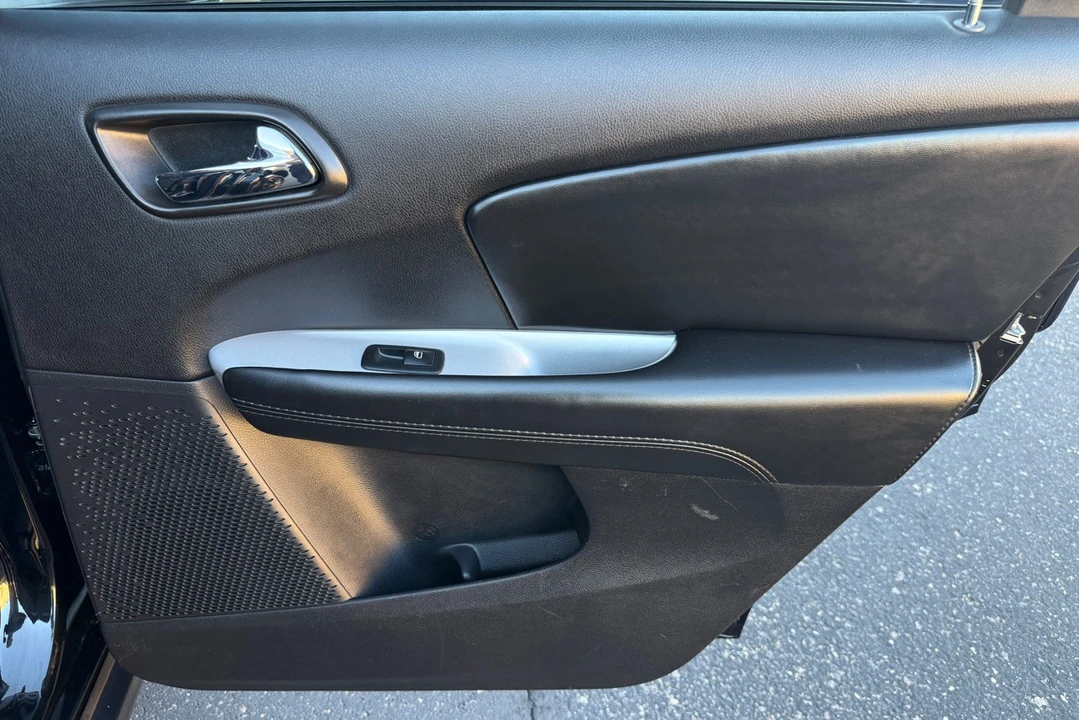 2020 Dodge Journey - Image 17 of 21