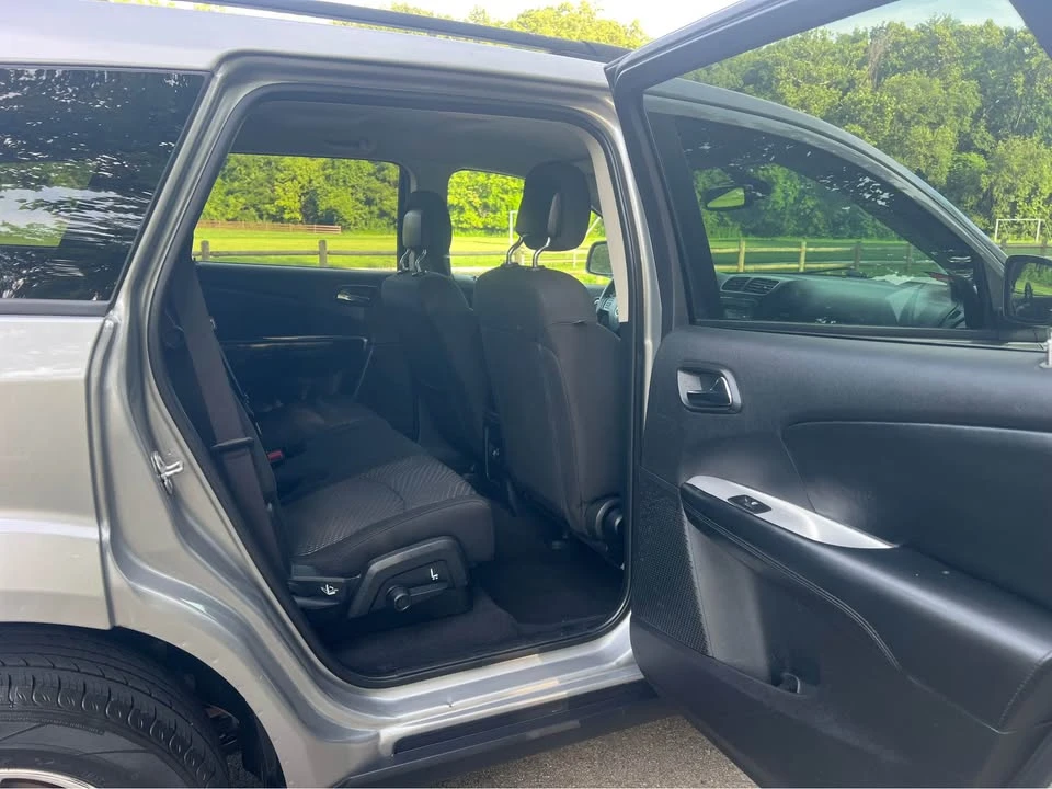 2020 Dodge Journey - Image 11 of 18