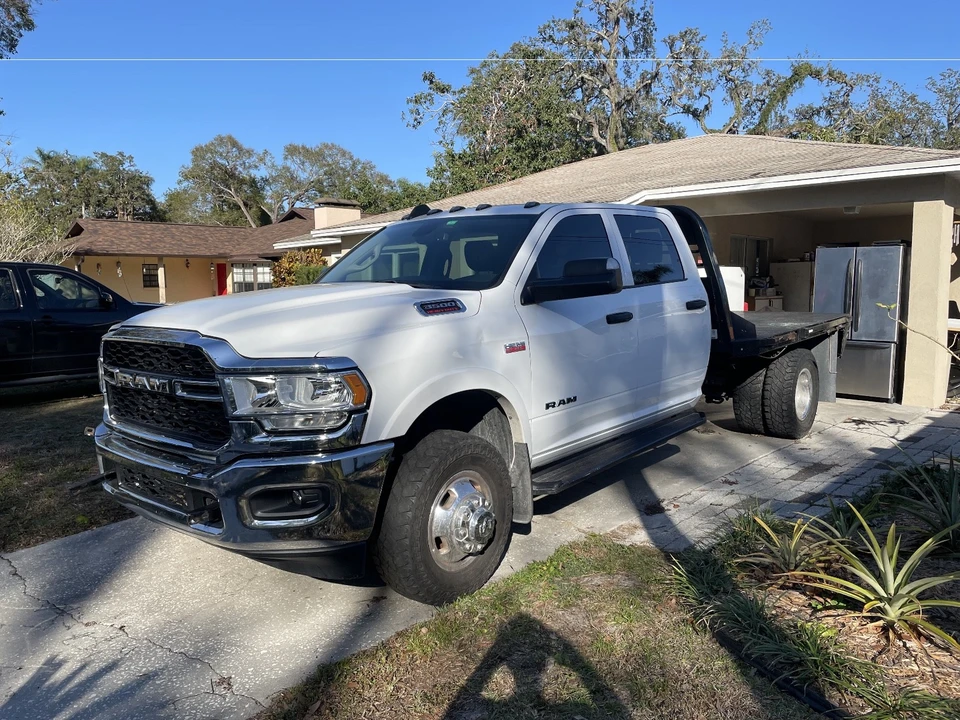 2020 Ram 3500 - Image 7 of 10