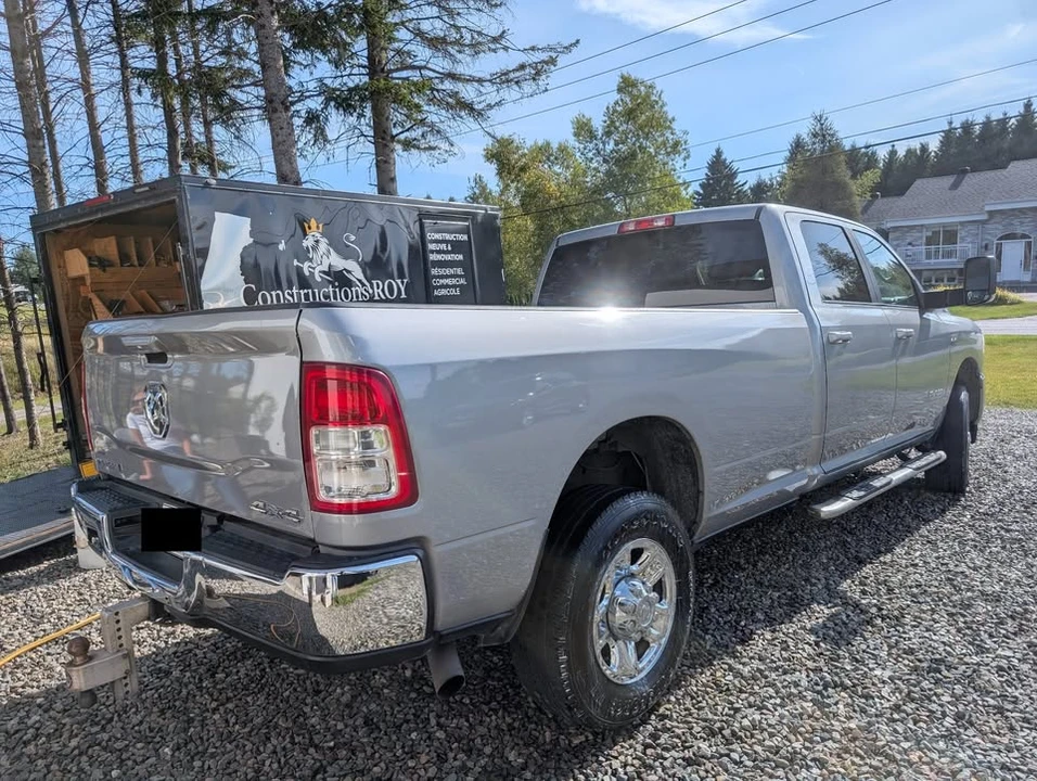 2020 Ram 3500 - Image 3 of 6