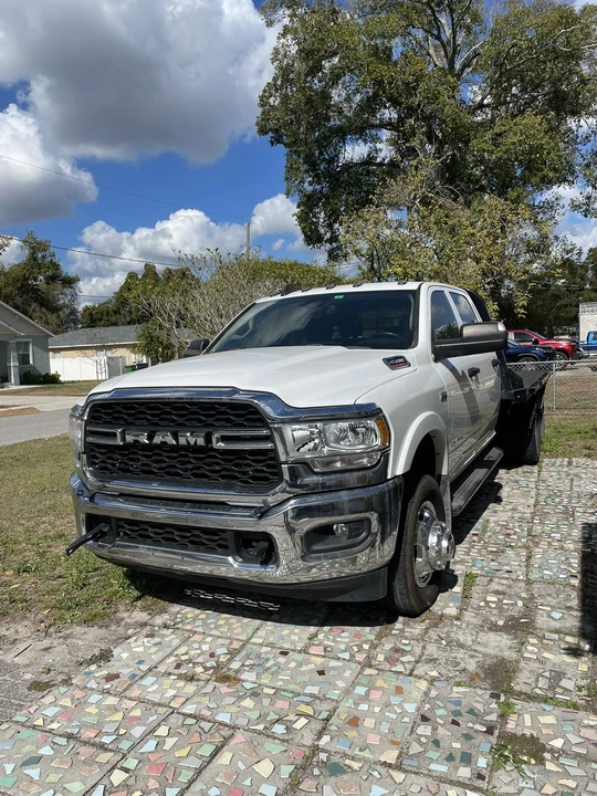 2020 Ram 3500 - Image 2 of 7