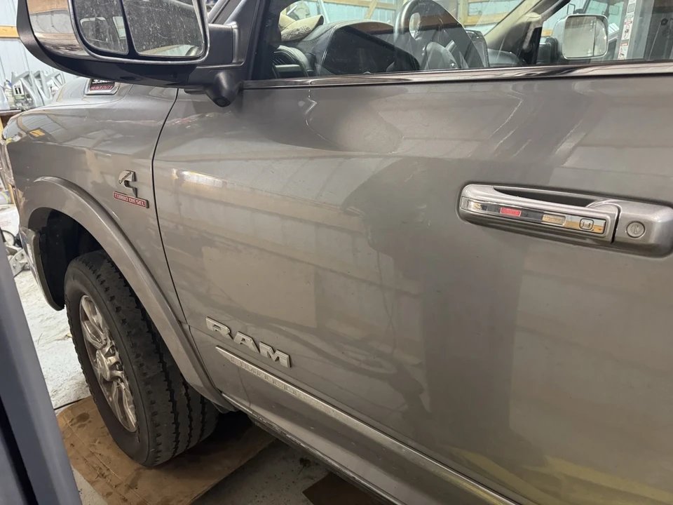 2020 Ram 3500 - Image 16 of 21
