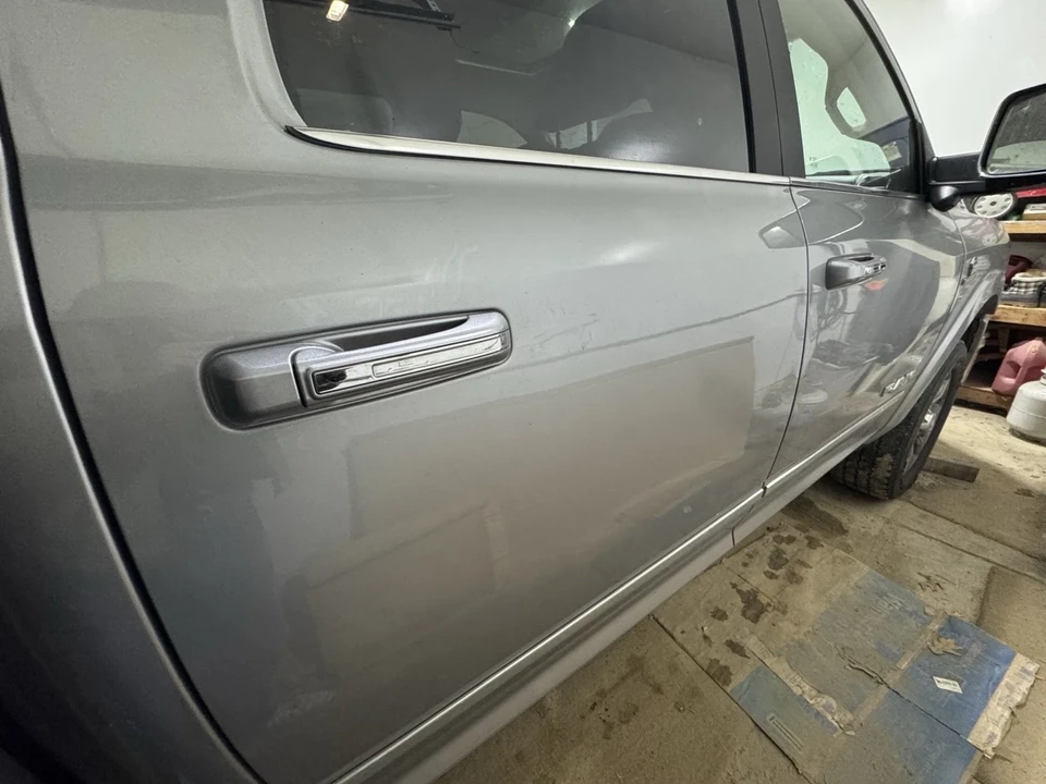 2020 Ram 3500 - Image 8 of 21