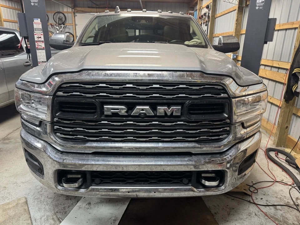 2020 Ram 3500 - Image 20 of 21