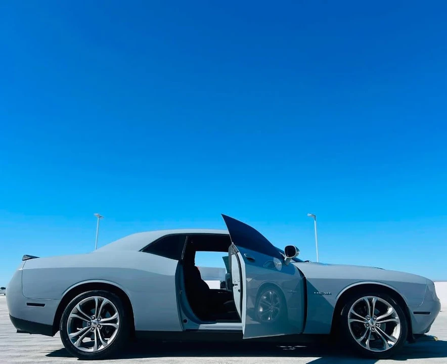 2020 Dodge Challenger 3rd Gen - Image 11 of 20