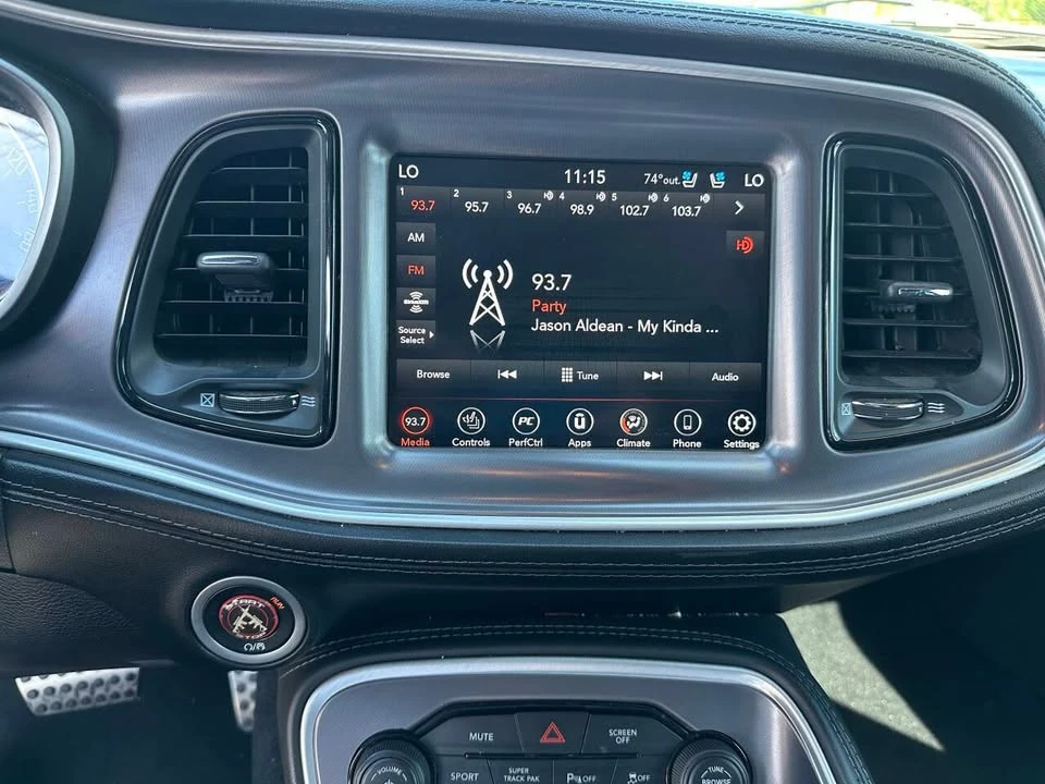 2020 Dodge Challenger 3rd Gen - Image 13 of 19