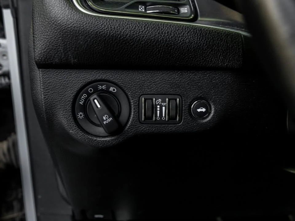 2020 Dodge Challenger 3rd Gen - Image 13 of 20