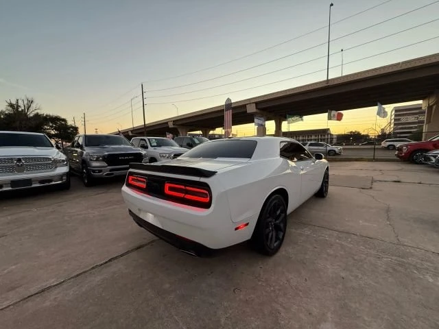 2020 Dodge Challenger 3rd Gen - Image 10 of 15
