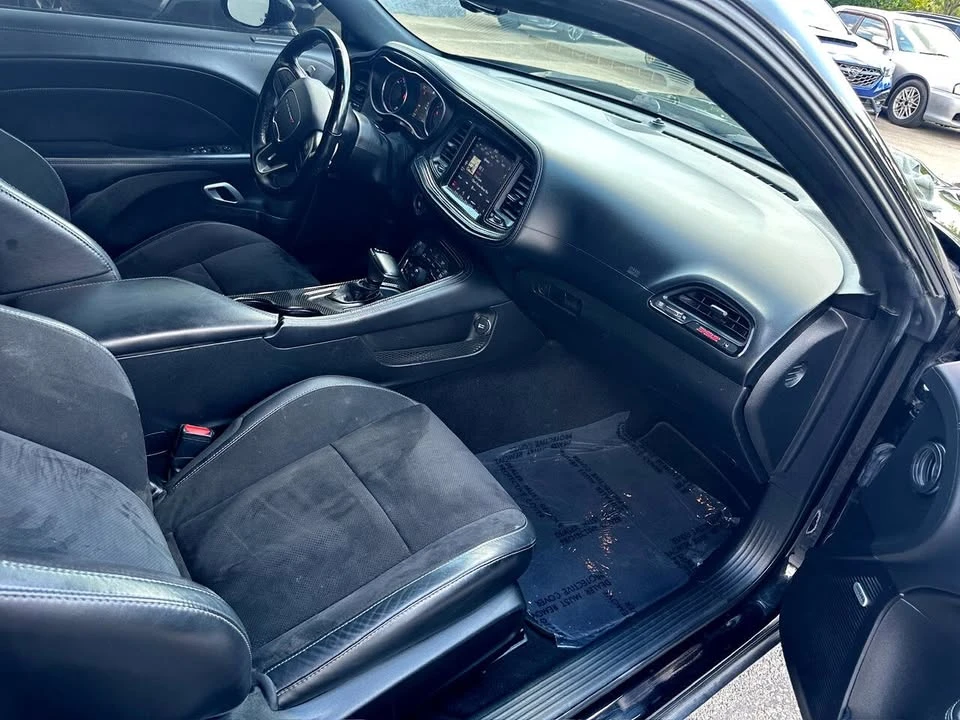 2020 Dodge Challenger 3rd Gen - Image 16 of 19