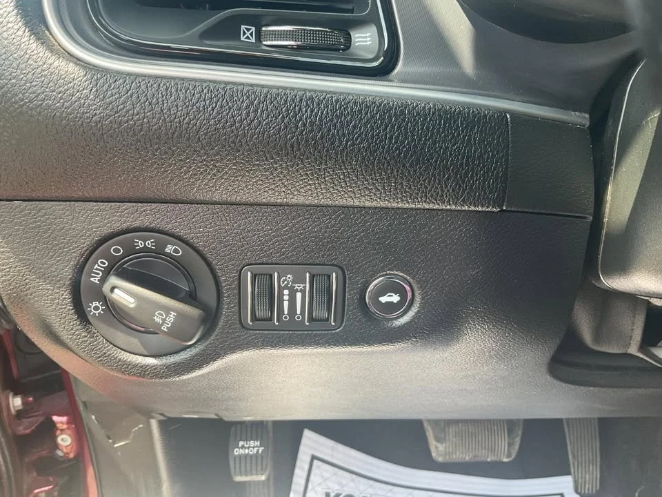 2020 Dodge Challenger 3rd Gen - Image 9 of 18