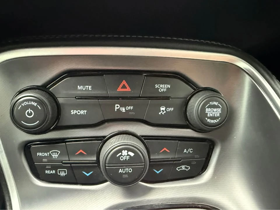 2020 Dodge Challenger 3rd Gen - Image 16 of 18