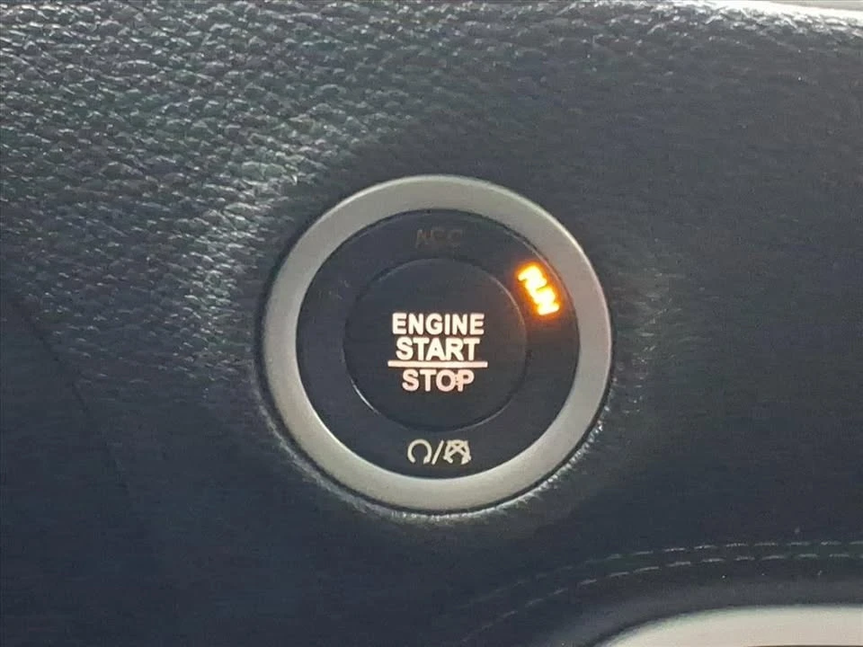 2020 Dodge Challenger 3rd Gen - Image 10 of 20