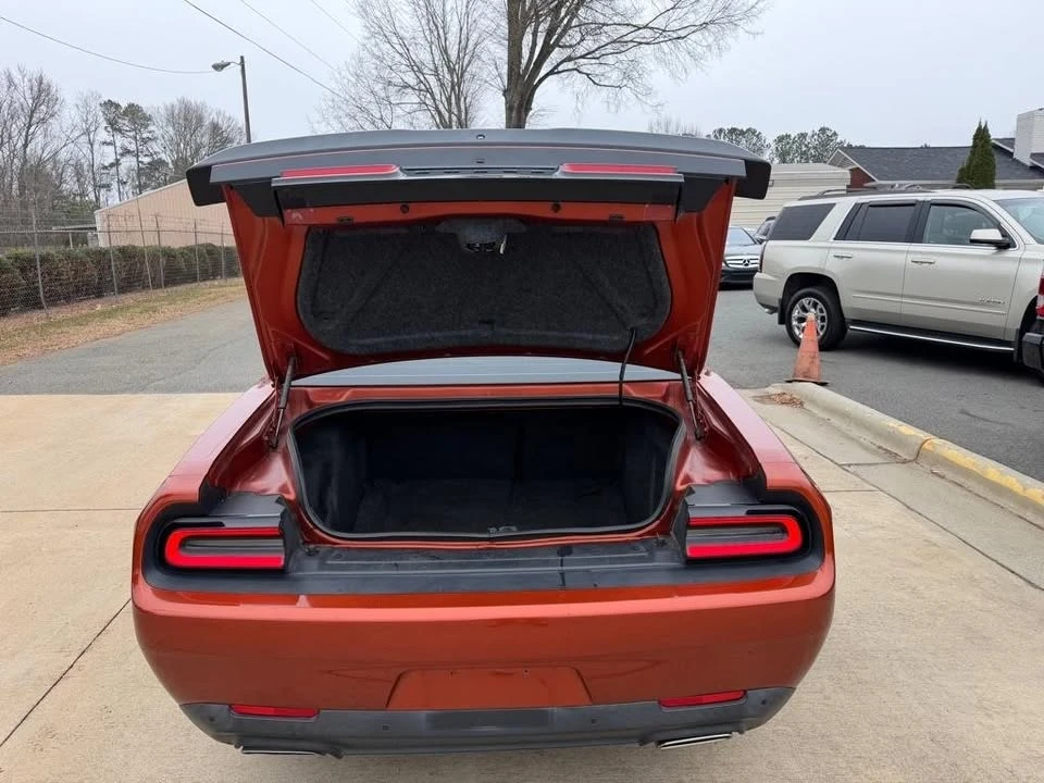 2020 Dodge Challenger 3rd Gen - Image 9 of 20