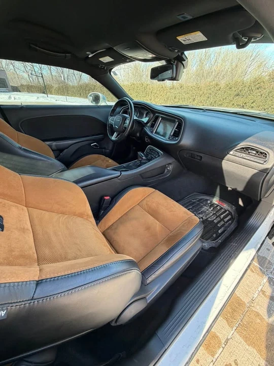 2020 Dodge Challenger 3rd Gen - Image 13 of 20