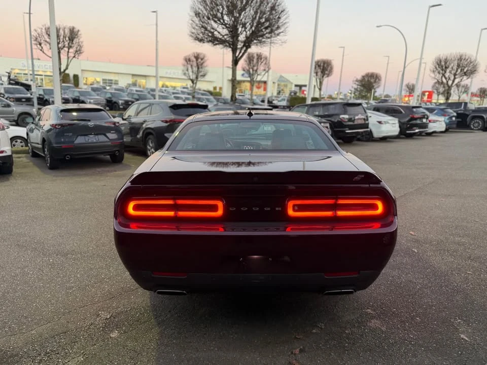 2020 Dodge Challenger 3rd Gen - Image 5 of 10