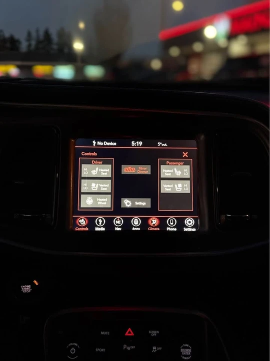 2020 Dodge Challenger 3rd Gen - Image 4 of 5