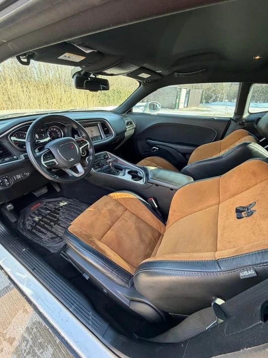 2020 Dodge Challenger 3rd Gen - Image 11 of 20
