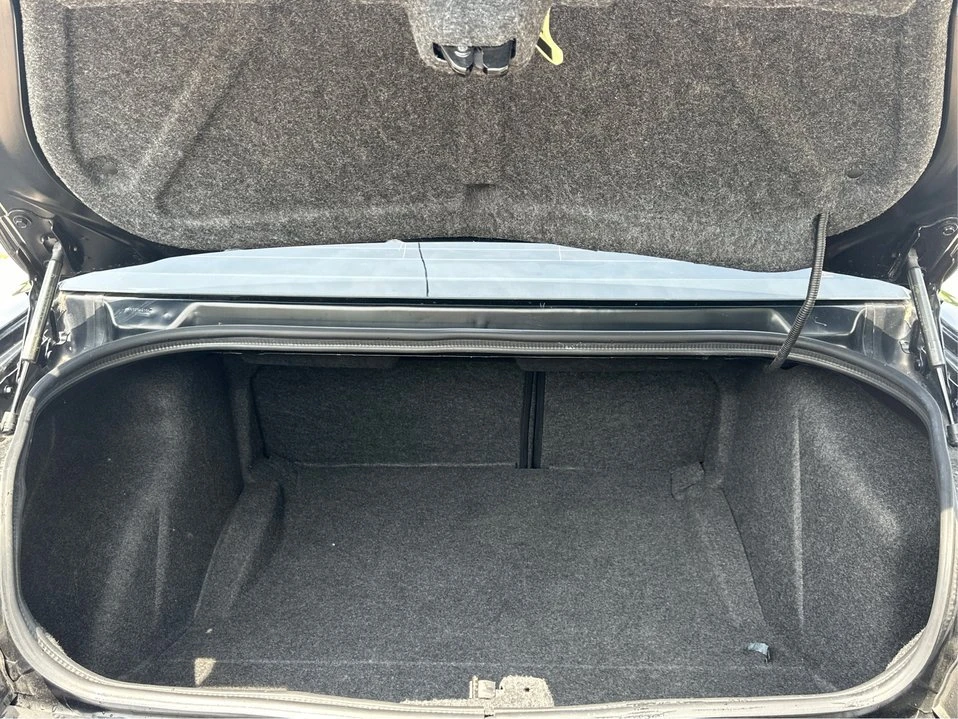 2020 Dodge Challenger 3rd Gen - Image 10 of 20