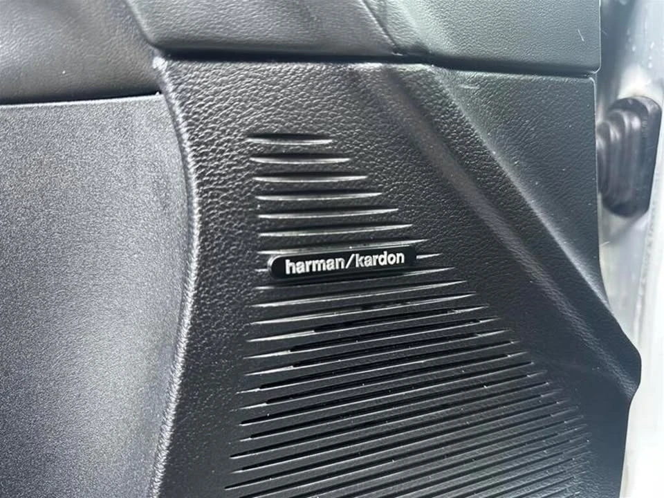 2020 Dodge Challenger 3rd Gen - Image 13 of 15
