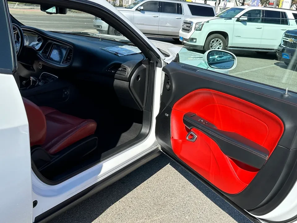 2020 Dodge Challenger 3rd Gen - Image 6 of 15