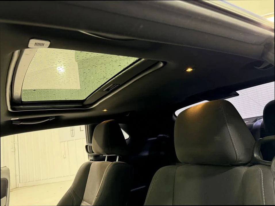2020 Dodge Challenger 3rd Gen - Image 9 of 17