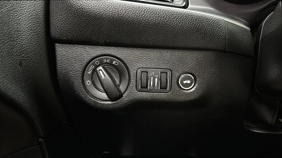 2020 Dodge Challenger 3rd Gen - Image 20 of 20