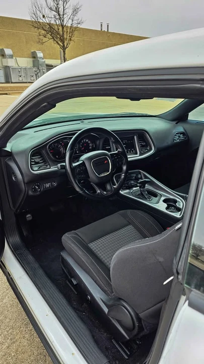 2020 Dodge Challenger 3rd Gen - Image 11 of 12