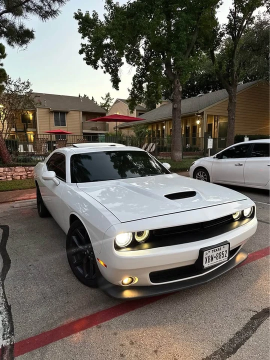 2020 Dodge Challenger 3rd Gen - Image 10 of 10