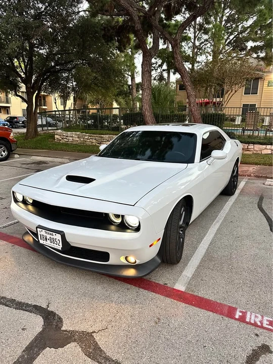 2020 Dodge Challenger 3rd Gen - Image 2 of 10