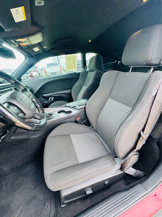 2020 Dodge Challenger 3rd Gen - Image 10 of 11