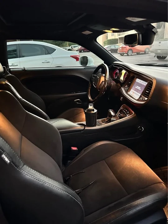 2020 Dodge Challenger 3rd Gen - Image 8 of 12