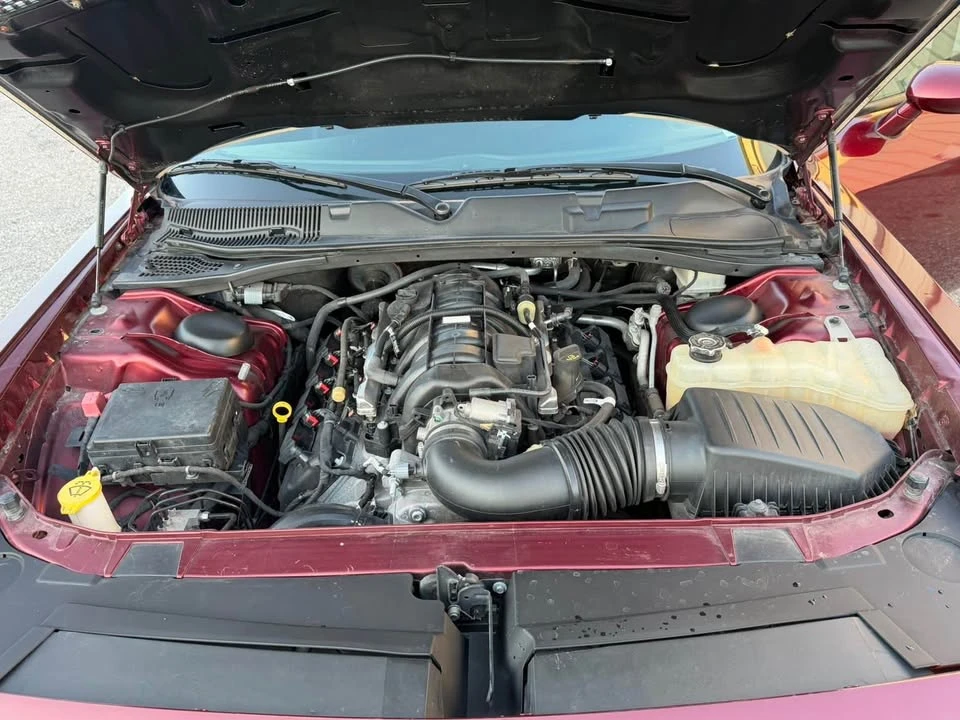 2020 Dodge Challenger 3rd Gen - Image 18 of 19