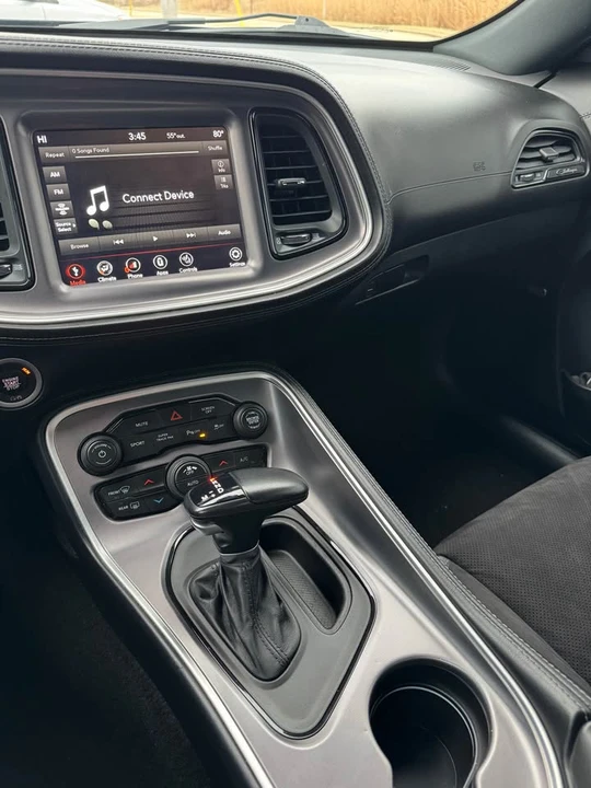 2020 Dodge Challenger 3rd Gen - Image 9 of 10
