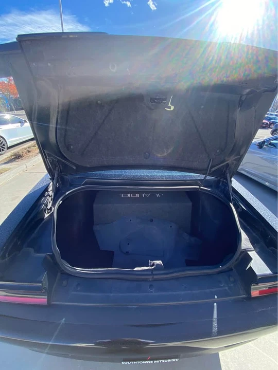 2020 Dodge Challenger 3rd Gen - Image 5 of 8