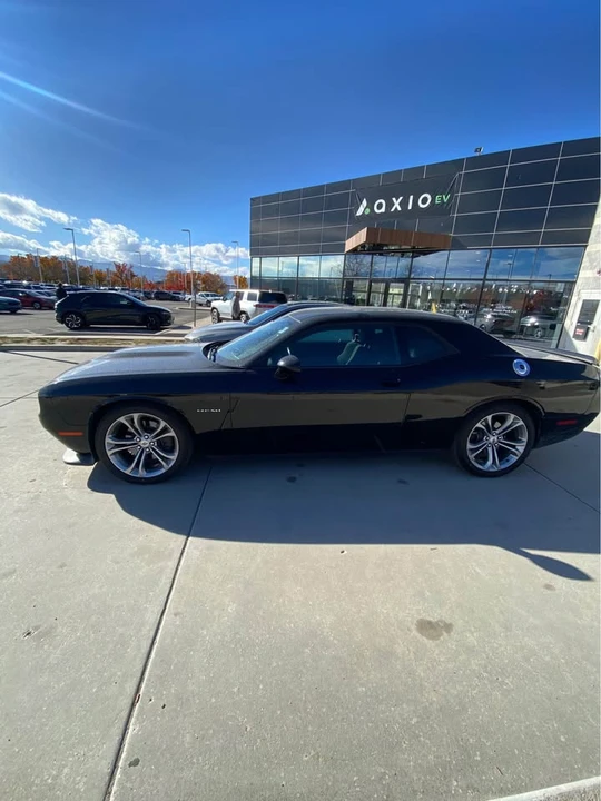 2020 Dodge Challenger 3rd Gen - Image 2 of 8