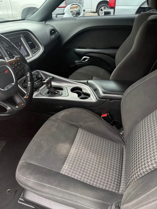 2020 Dodge Challenger 3rd Gen - Image 6 of 11
