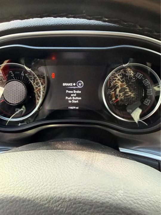 2020 Dodge Challenger 3rd Gen - Image 4 of 9