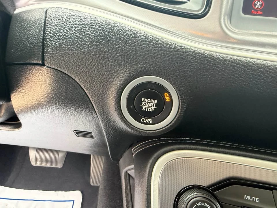 2020 Dodge Challenger 3rd Gen - Image 18 of 20