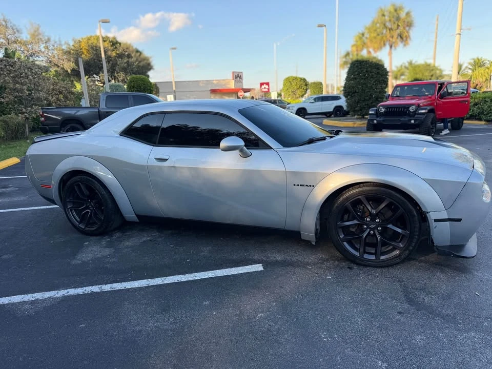 2020 Dodge Challenger 3rd Gen - Image 5 of 13